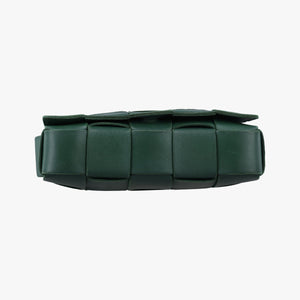 Pre-owned Bottega Veneta Cassette Green lambskin  shoulderbag | stylenewstar