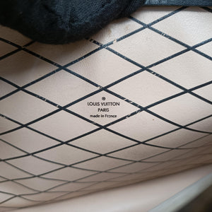 Pre-owned Louis Vuitton Trunk clutch White×Black Leather×Epi M52151 shoulderbag | stylenewstar