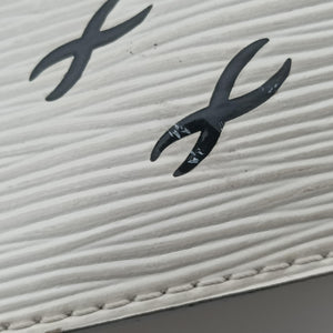 Pre-owned Louis Vuitton Trunk clutch White×Black Leather×Epi M52151 shoulderbag | stylenewstar