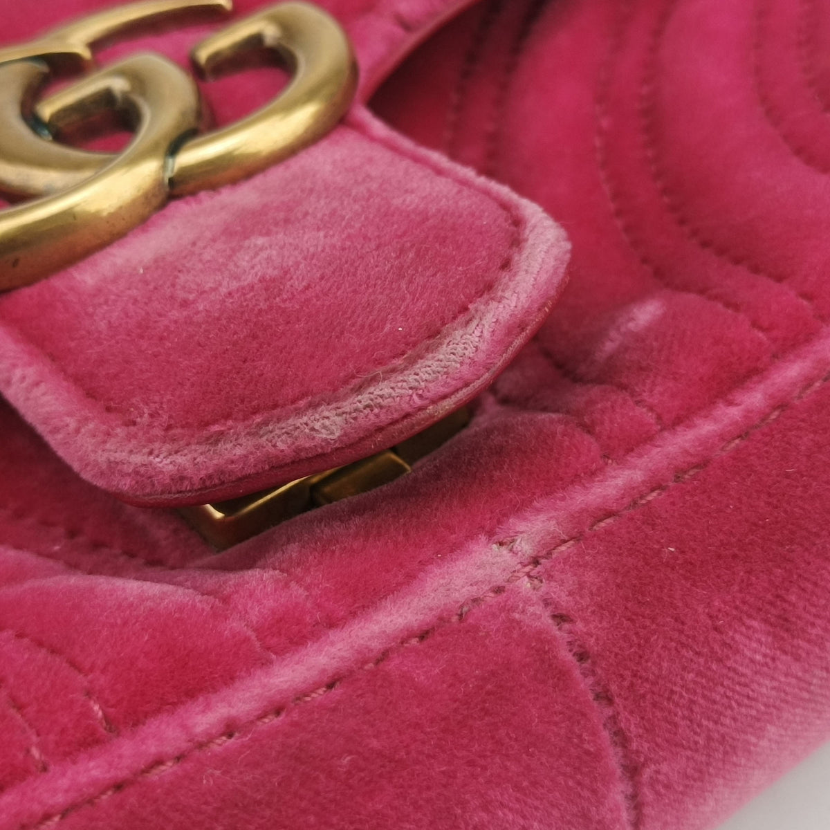 Pre-owned Gucci GG Marmont Pink velour 446744 shoulderbag | stylenewstar