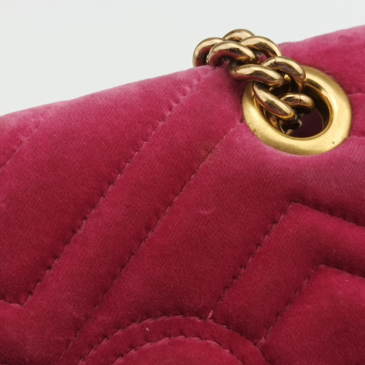 Pre-owned Gucci GG Marmont Pink velour 446744 shoulderbag | stylenewstar