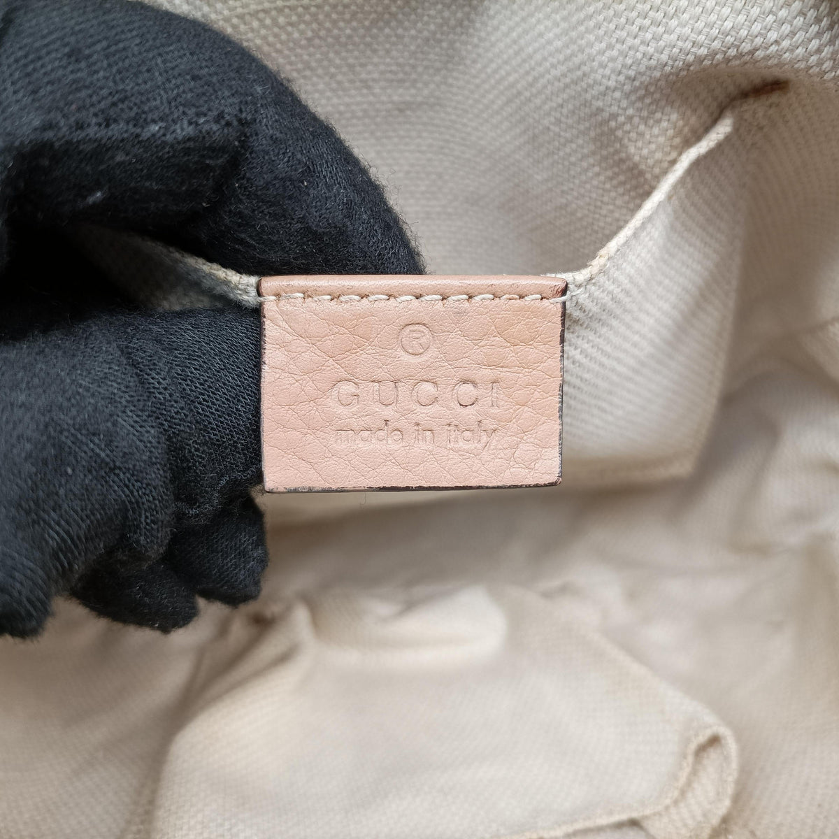 Pre-owned Gucci Soho Beige Leather 308364 shoulderbag | stylenewstar