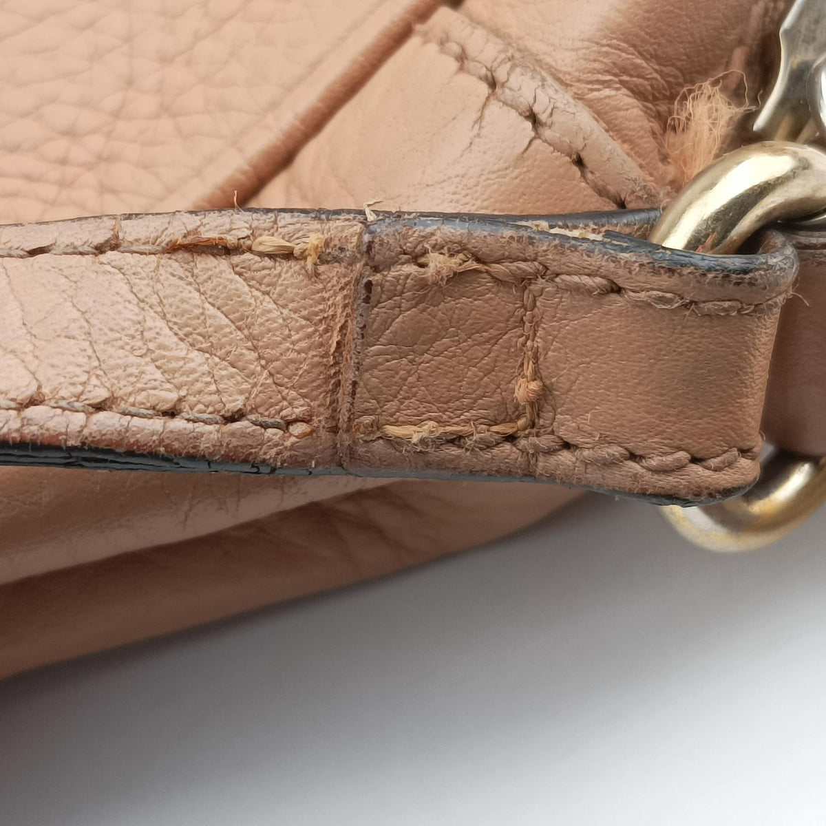 Pre-owned Gucci Soho Beige Leather 308364 shoulderbag | stylenewstar