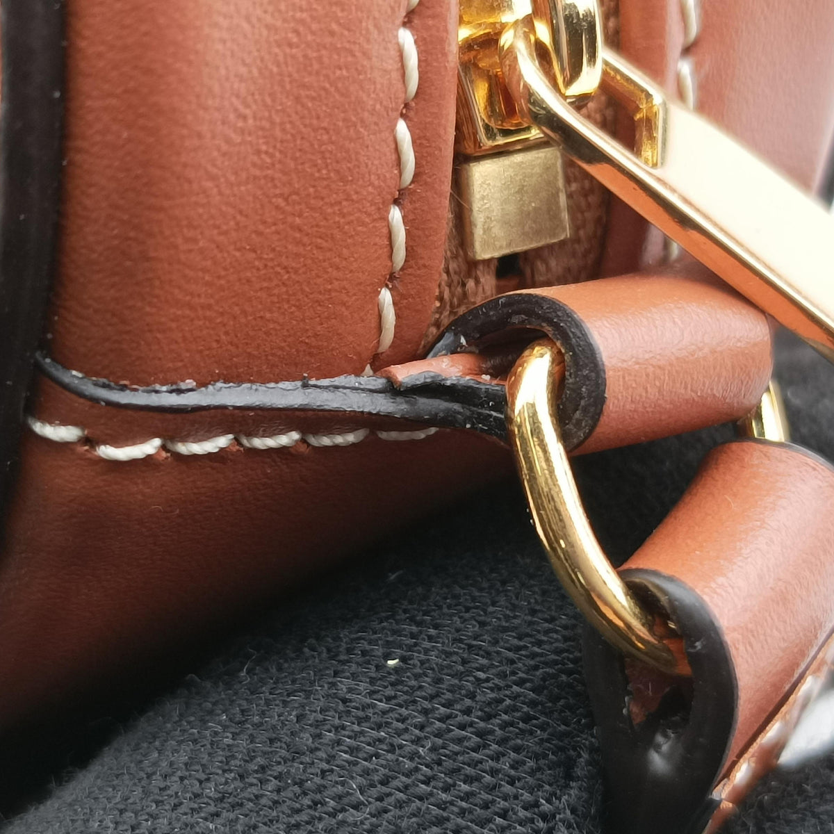 Vintage Celine Oval Purse Cuir Triomphe Brown Leather  shoulderbag | stylenewstar