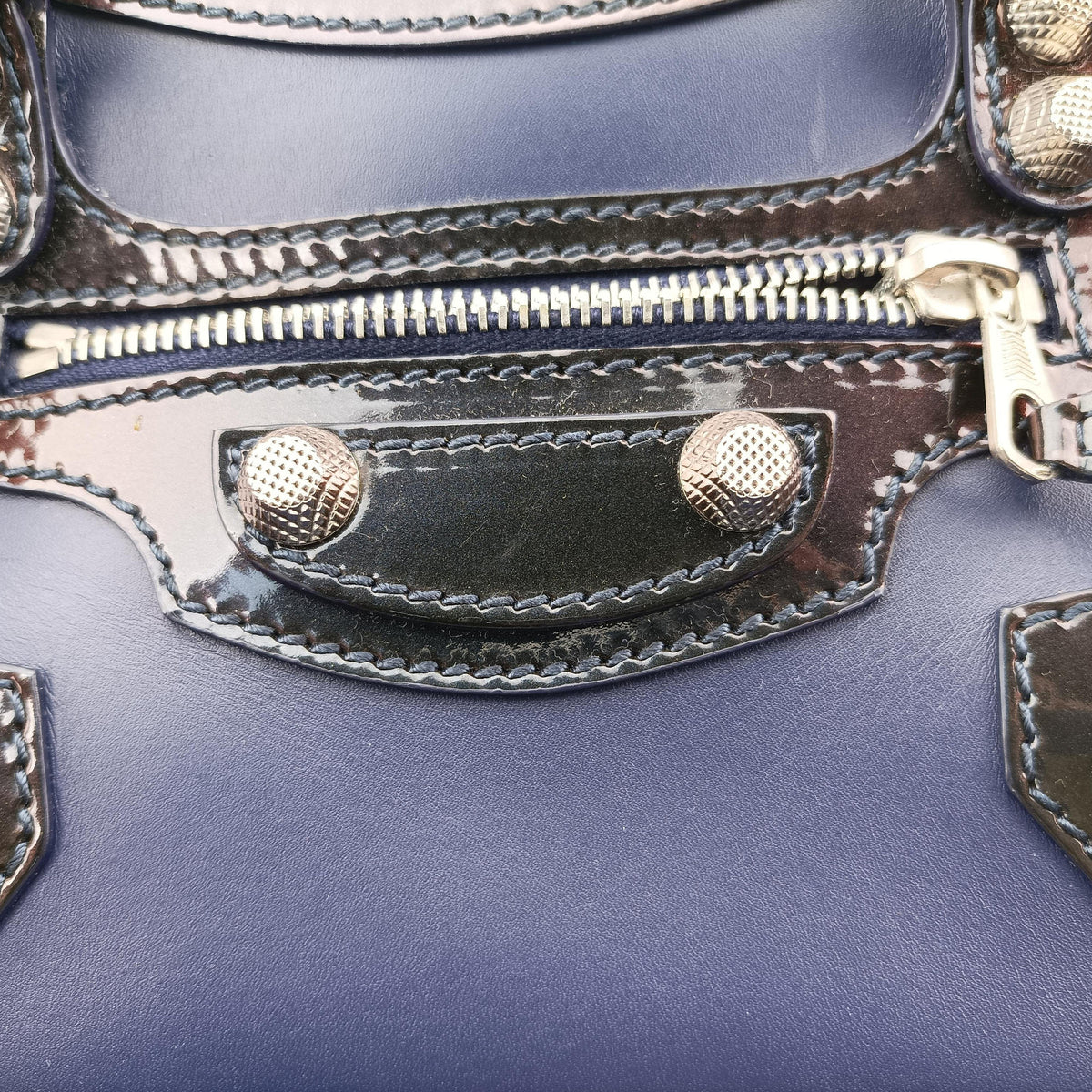 Pre-owned Balenciaga Classic City Mini Blue Leather  shoulderbag | stylenewstar