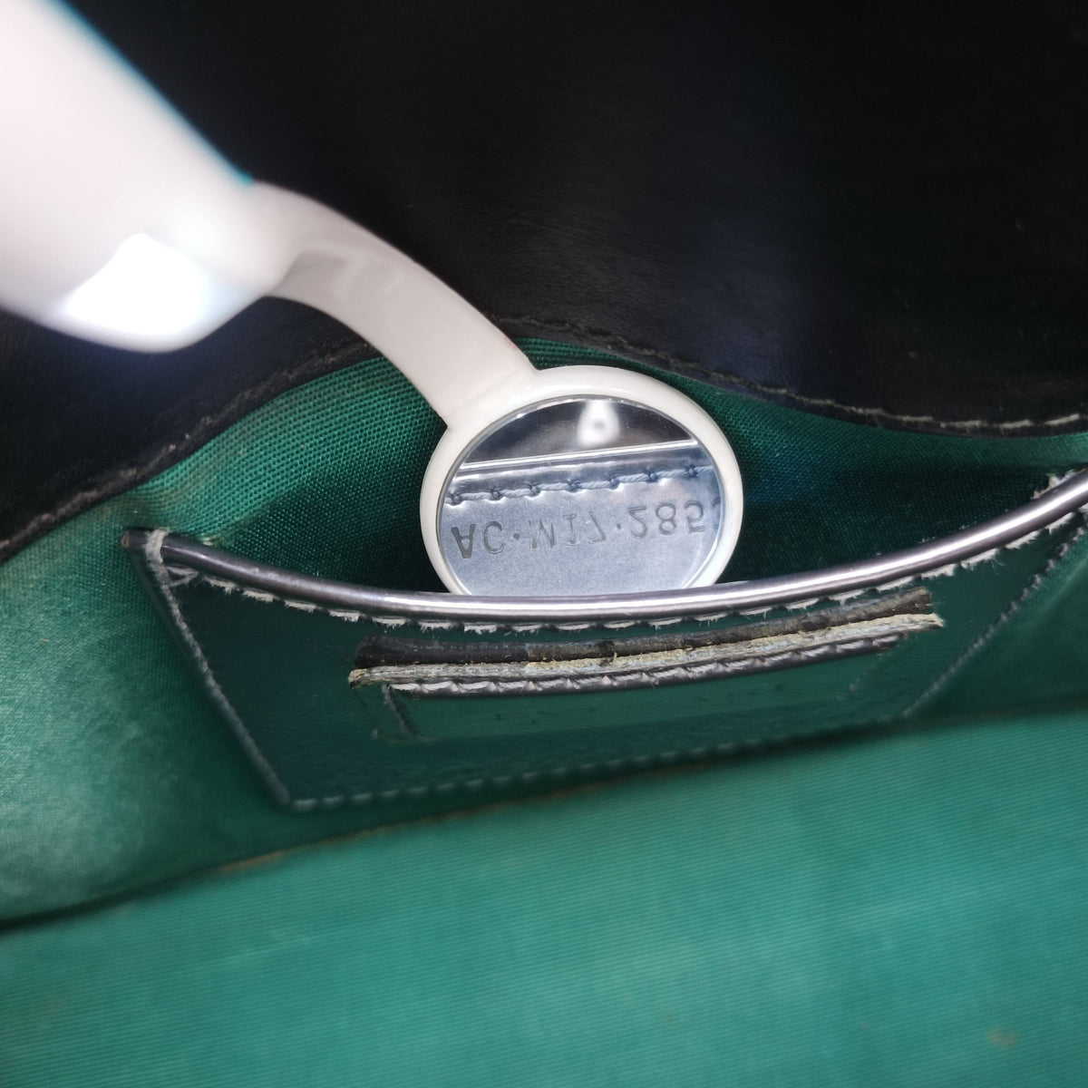 Pre-owned Bvlgari SERPENTI FOREVER Blue Patent  shoulderbag | stylenewstar