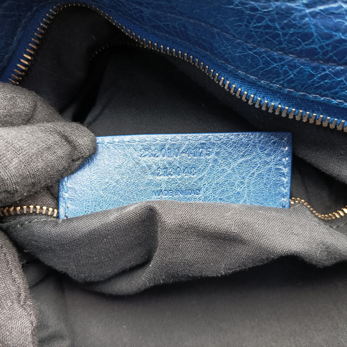 Secondhand Balenciaga The Velo Blue Lambskin  shoulderbag | stylenewstar