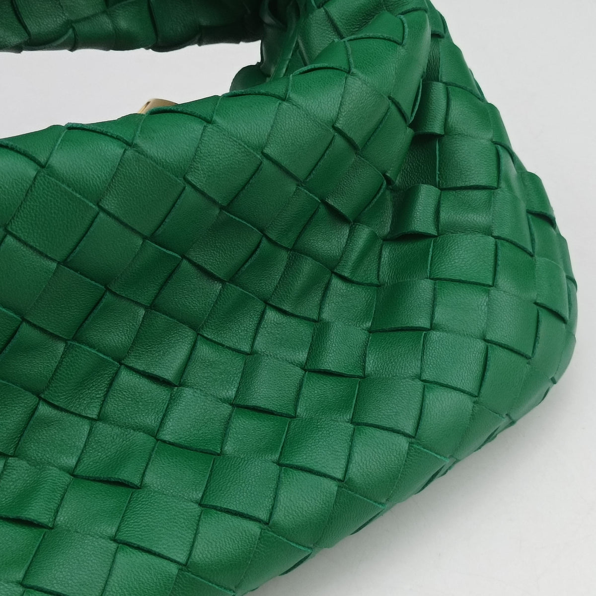 Pre-owned Bottega Veneta The Jodie Green lambskin  handbag | stylenewstar