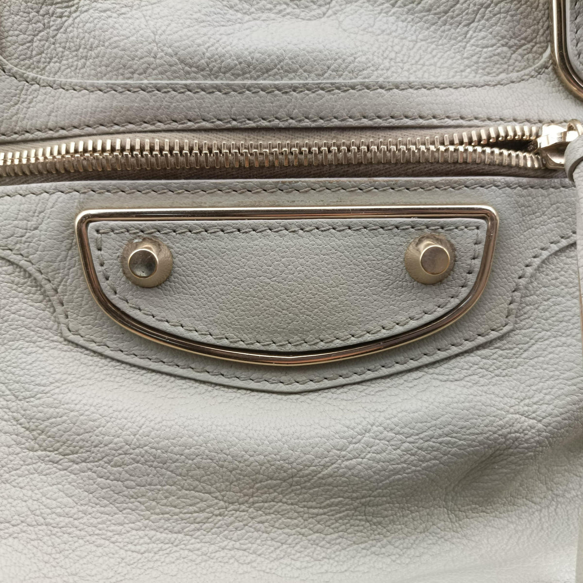 Pre-owned Balenciaga Classic City Grey lambskin  shoulderbag | stylenewstar