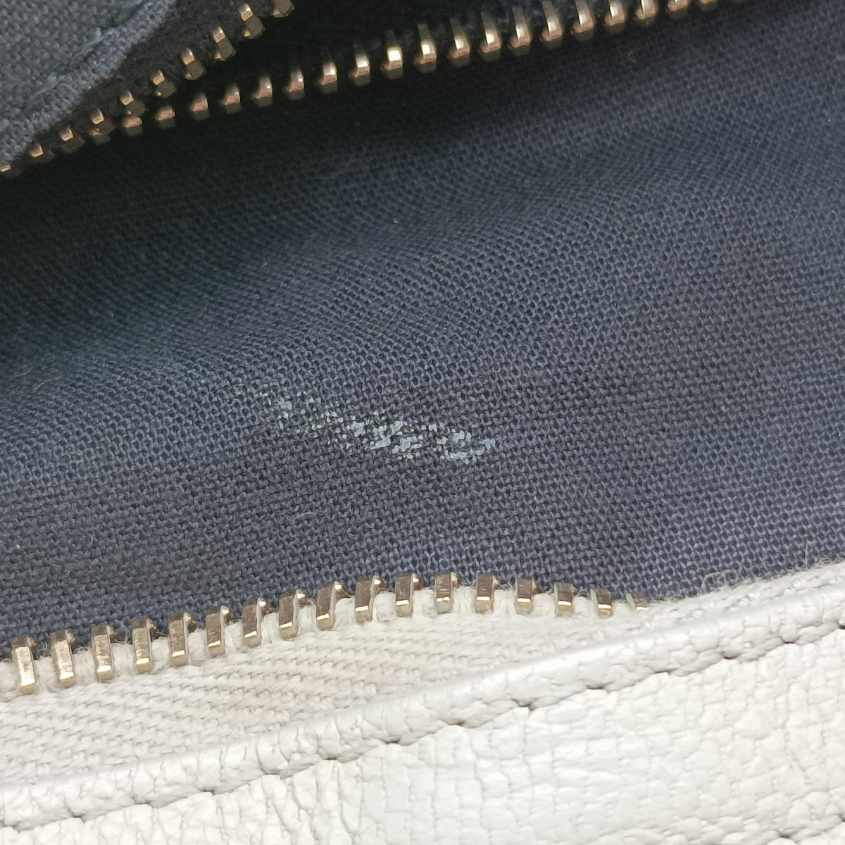 Pre-owned Balenciaga Classic City Grey lambskin  shoulderbag | stylenewstar