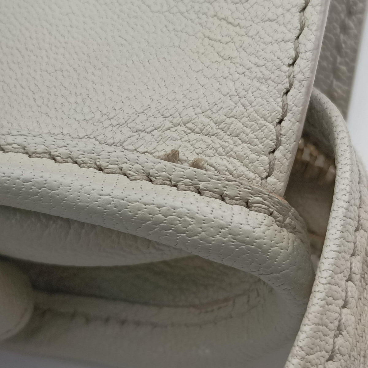 Pre-owned Balenciaga Classic City Grey lambskin  shoulderbag | stylenewstar