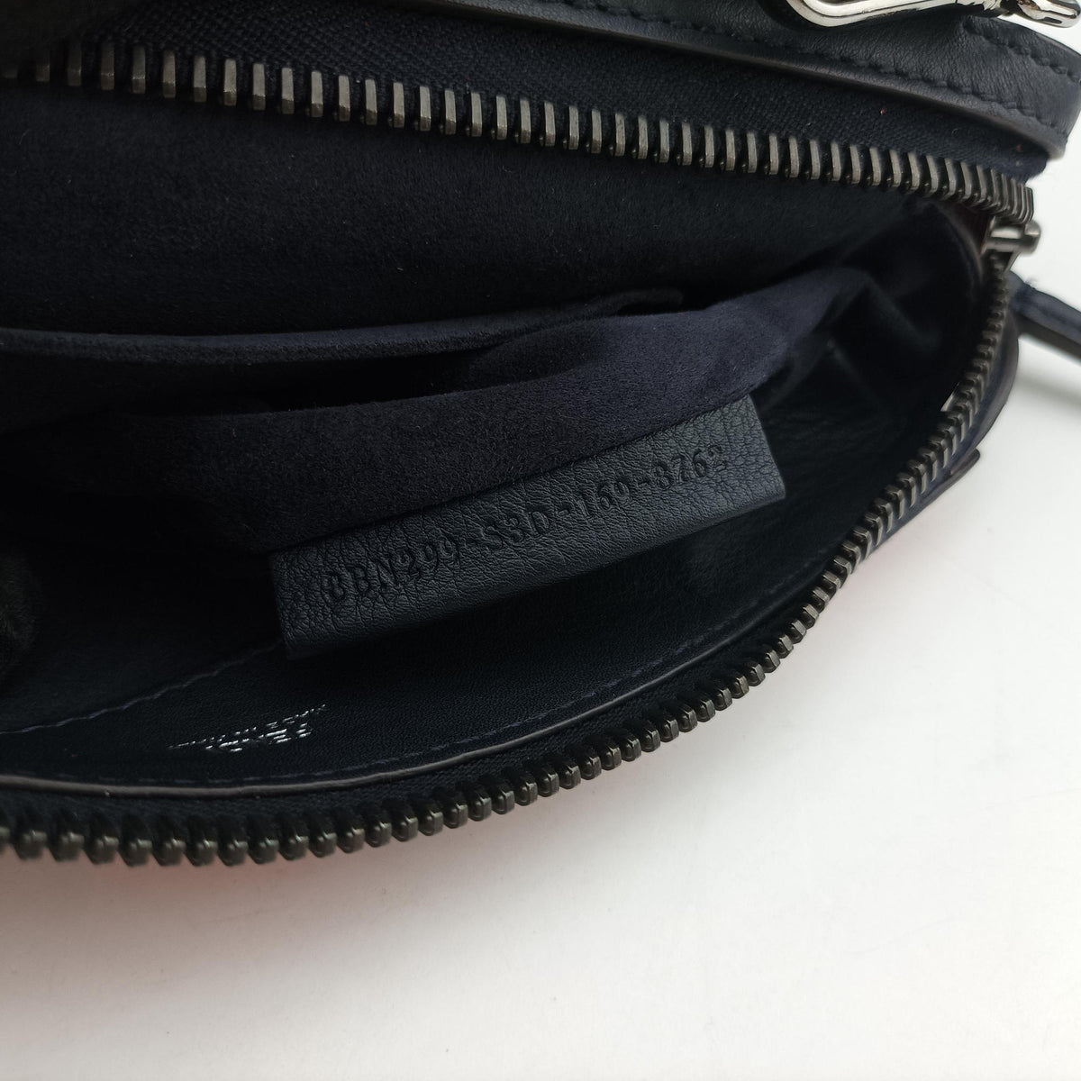 Pre-owned Fendi Dotcom Click Small Red × Black Suede × Leather 8BN299 shoulderbag | stylenewstar