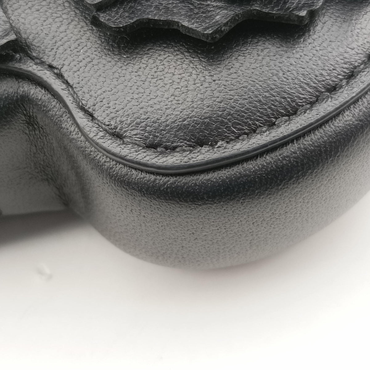 Pre-owned Christian Dior 30 Montaigne Removable Black Lambskin  shoulderbag | stylenewstar