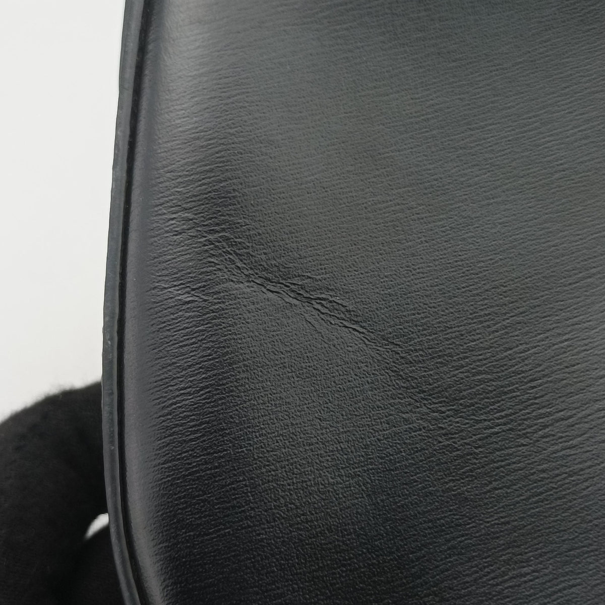 Pre-owned Celine Medium Tilly Black Leather 115703BF4 shoulderbag | stylenewstar