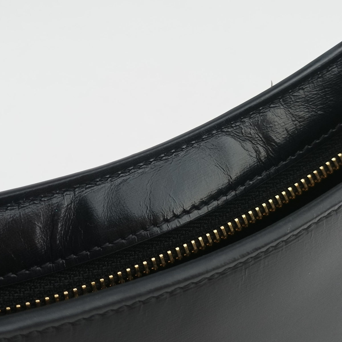 Pre-owned Celine Medium Tilly Black Leather 115703BF4 shoulderbag | stylenewstar