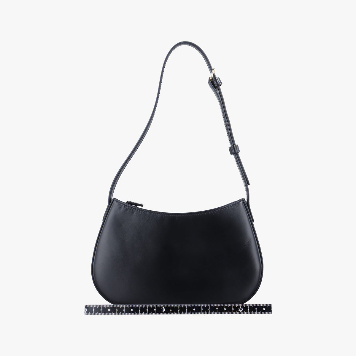 Pre-owned Celine Medium Tilly Black Leather 115703BF4 shoulderbag | stylenewstar