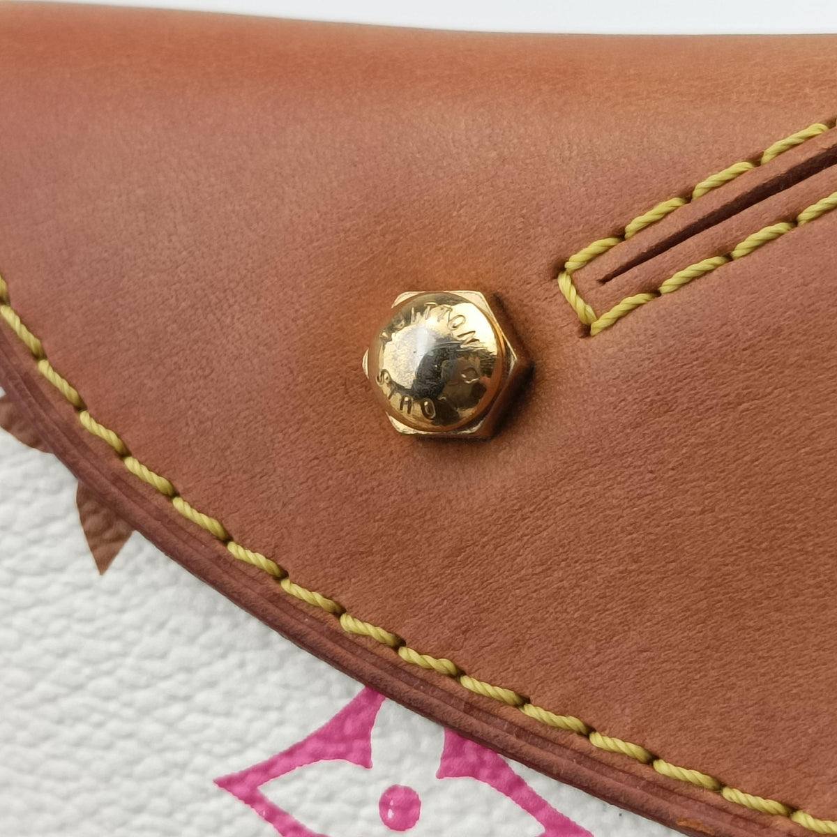 Secondhand Louis Vuitton CLAUDIA white Monogram Multicolor M40193 handbag | stylenewstar
