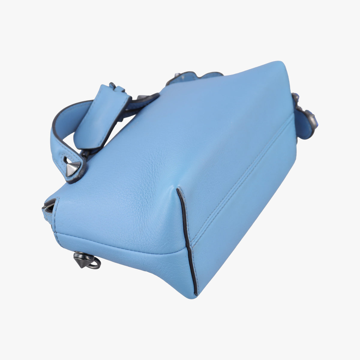 Secondhand Fendi By the Way Blue Leather 8BL133 shoulderbag | stylenewstar