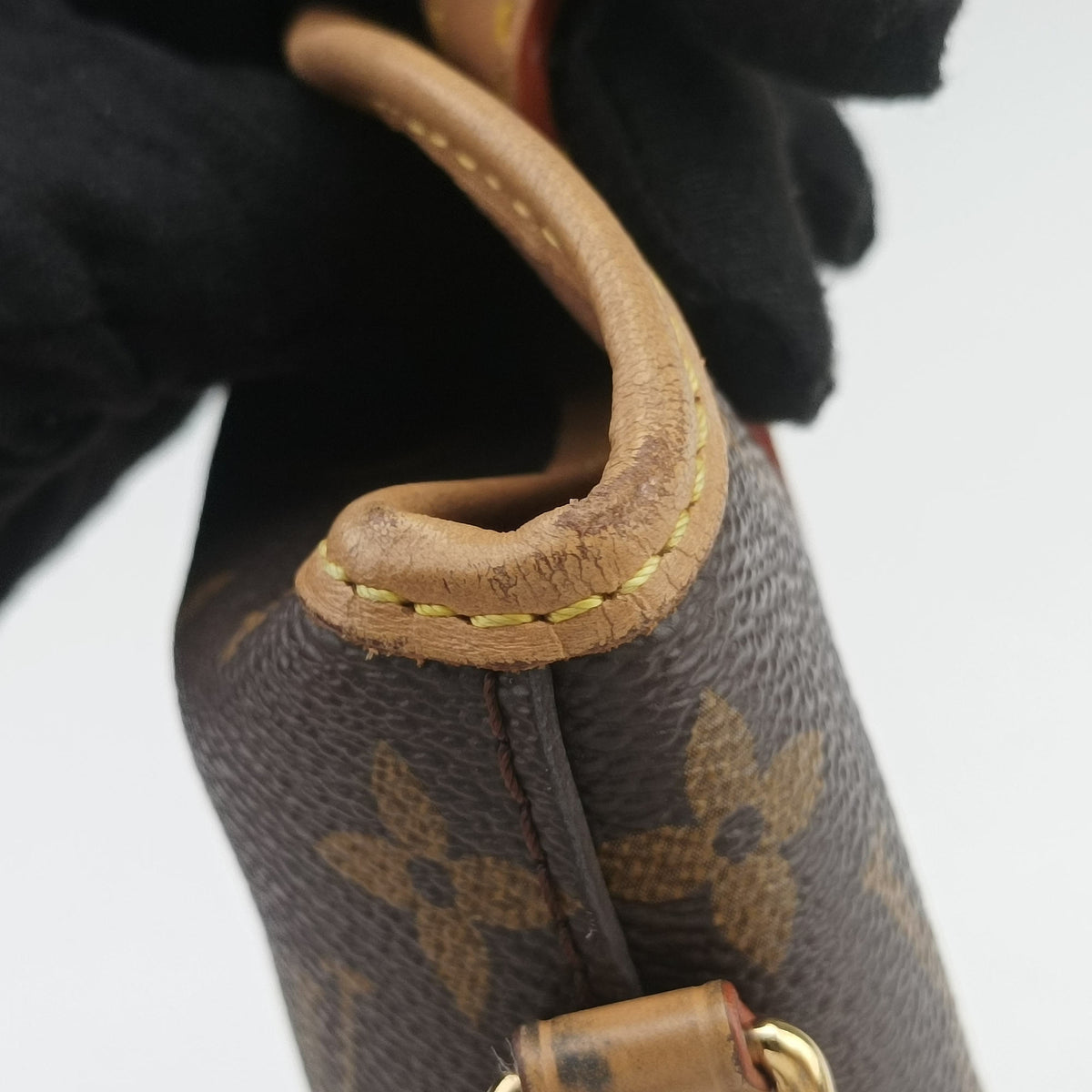 Pre-owned Louis Vuitton Fold Me Pouch Brown Monogram Canvas M80874 crossbodybag | stylenewstar