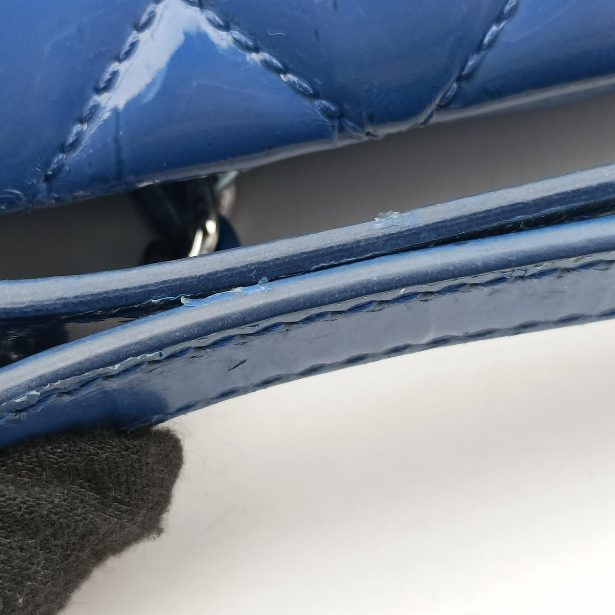 Pre-owned Chanel Mademoiselle Bowling Blue Patent A50556 shoulderbag | stylenewstar