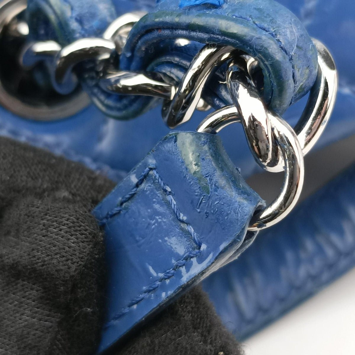 Pre-owned Chanel Mademoiselle Bowling Blue Patent A50556 shoulderbag | stylenewstar