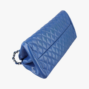 Pre-owned Chanel Mademoiselle Bowling Blue Patent A50556 shoulderbag | stylenewstar