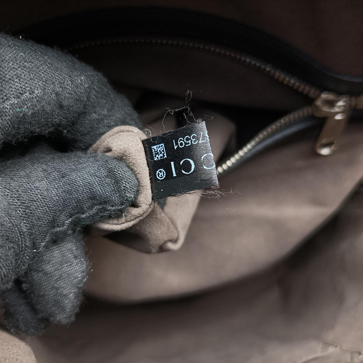 Secondhand Gucci Guccissima Signature Black Leather 450967 backpack/rucksack | stylenewstar