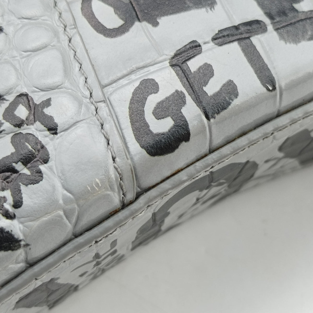 Pre-owned Balenciaga Hourglass Graffiti Gray×Black Leather  shoulderbag | stylenewstar