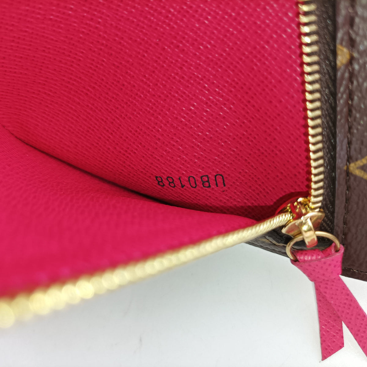 Pre-owned Louis Vuitton Pochette Weekend brown×Fuchsia Pink Monogram Canvas M62456 shoulderbag | stylenewstar