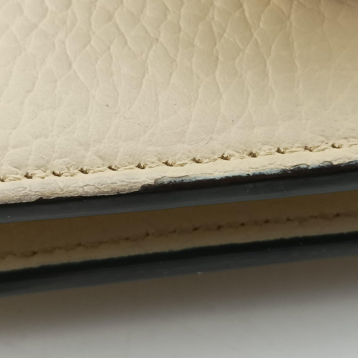 Pre-owned Gucci GG Marmont White Leather 779790 shoulderbag | stylenewstar
