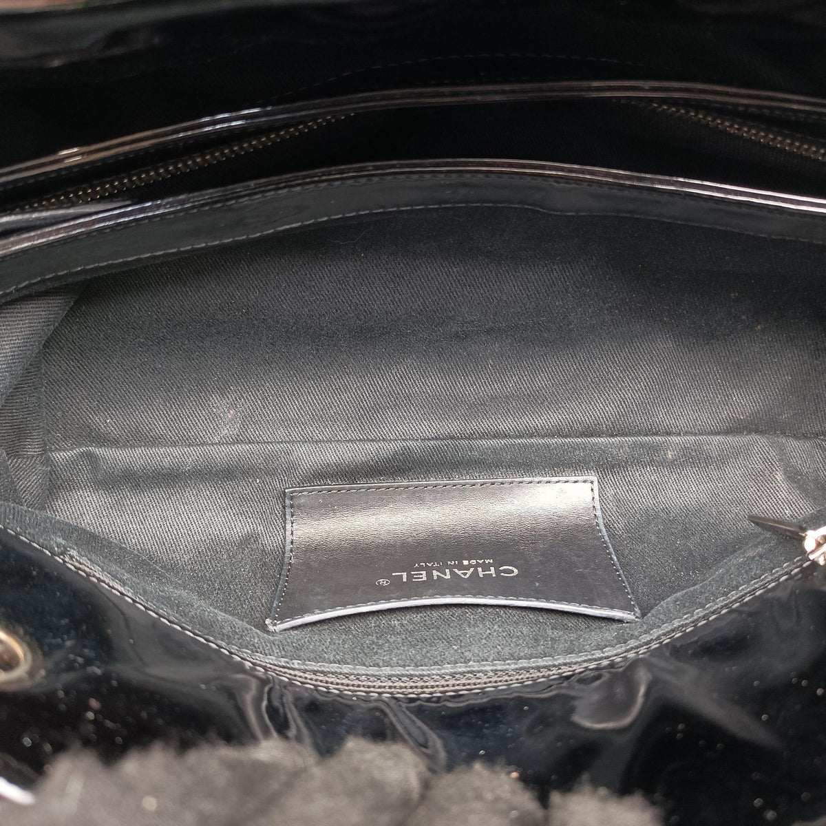 Vintage Chanel Mademoiselle Bowling Black Patent leather A50558 shoulderbag | stylenewstar