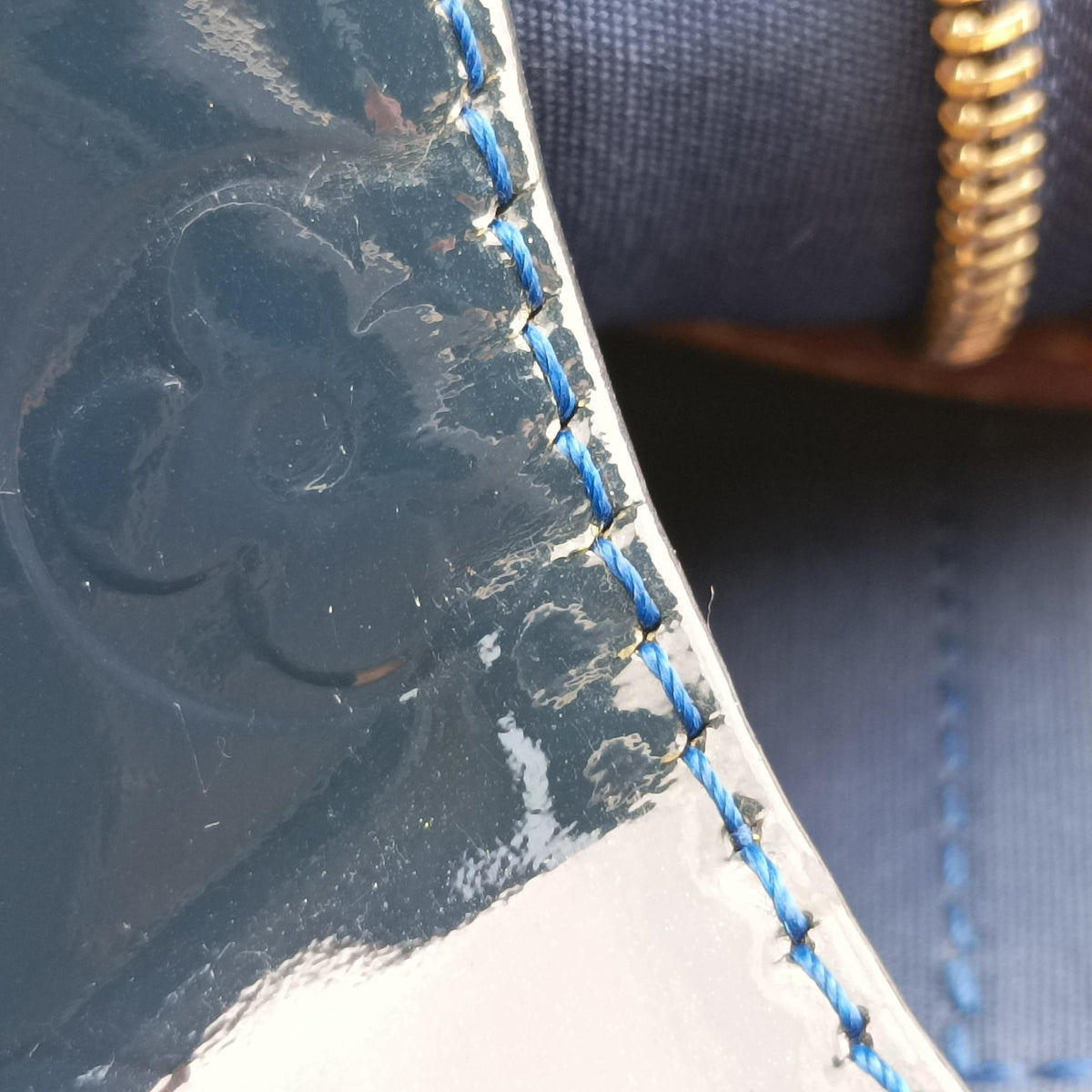 Vintage Louis Vuitton Brea MM Grand Bleu Vernis M90054 shoulderbag | stylenewstar
