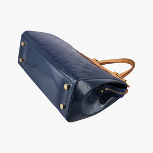 Vintage Louis Vuitton Brea MM Grand Bleu Vernis M90054 shoulderbag | stylenewstar