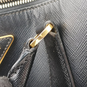 Secondhand Prada Galleria Black SAFFIANO Leather BN2274 shoulderbag | stylenewstar