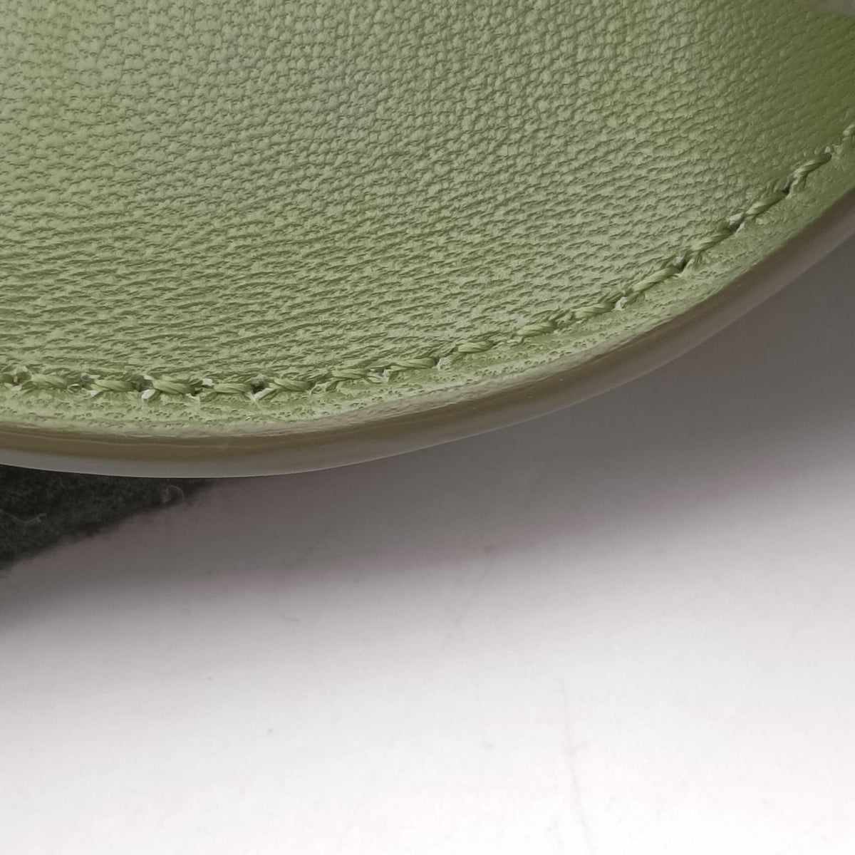 Pre-owned Celine Besace 16 Small Green Leather W-SL-2 shoulderbag | stylenewstar