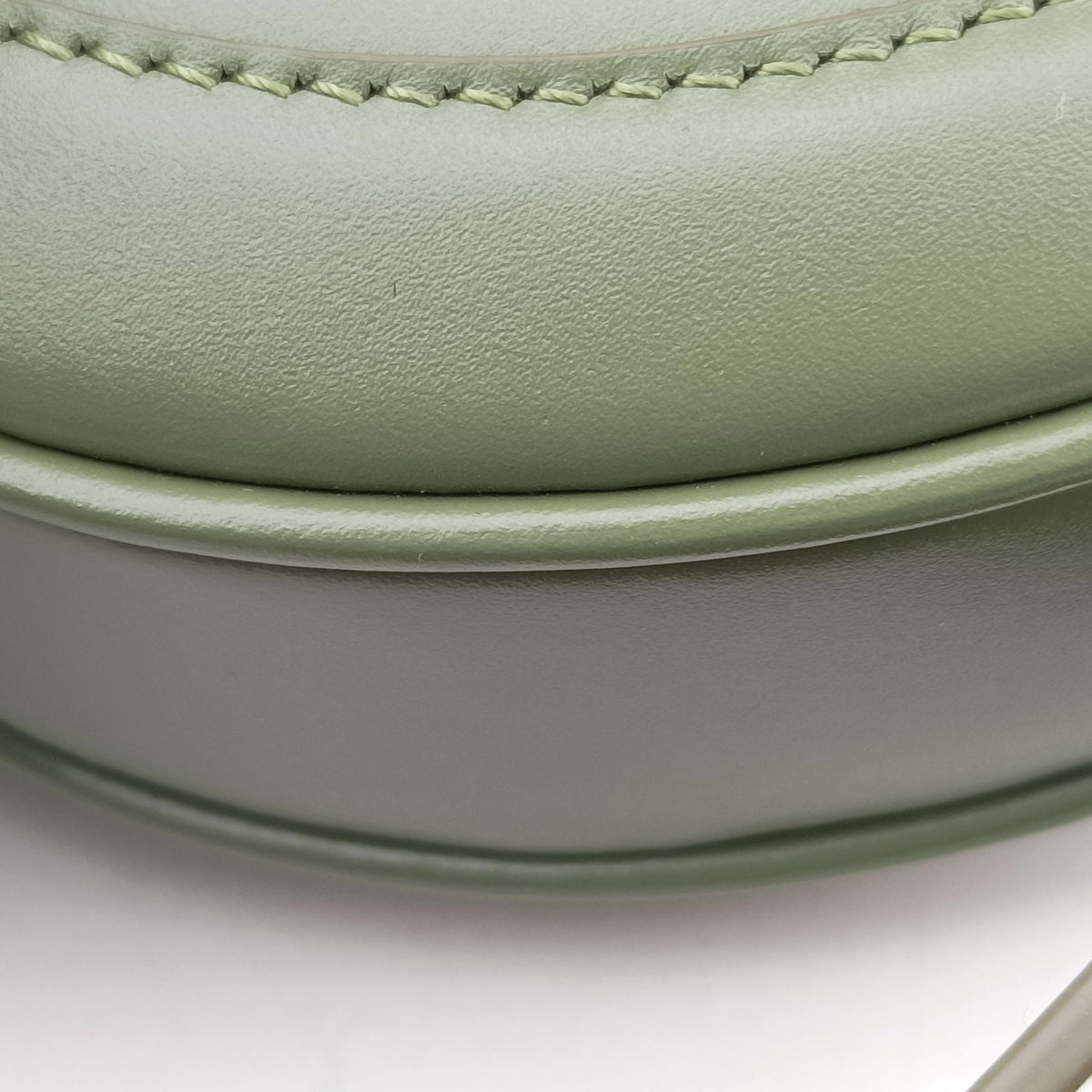 Pre-owned Celine Besace 16 Small Green Leather W-SL-2 shoulderbag | stylenewstar
