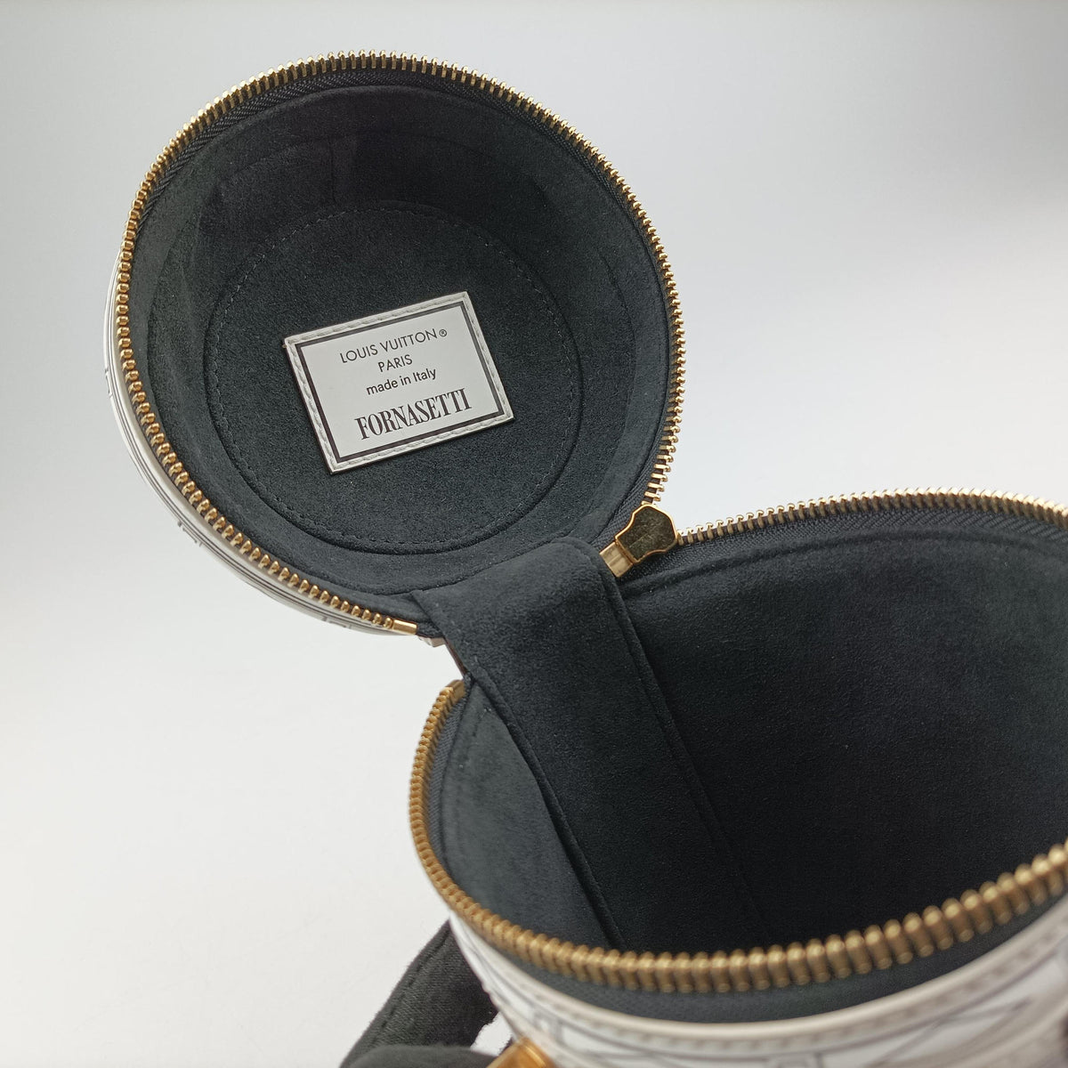 Pre-owned Louis Vuitton Cannes LV x Fornasetti Blanc x Marron Enamel M59143 handbag | stylenewstar