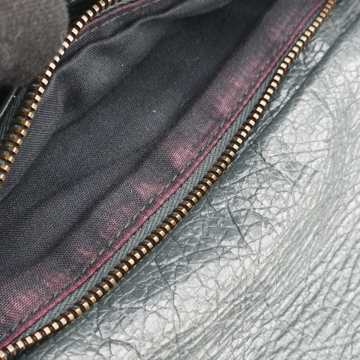 Pre-owned Balenciaga Classic The Toolkit Grey Green Lambskin 327101 shoulderbag | stylenewstar