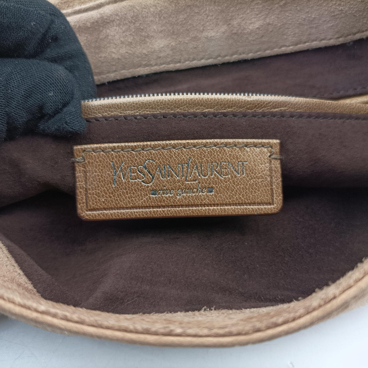Pre-owned Yves Saint Laurent Mombasa Camel Suede 112930 shoulderbag | stylenewstar