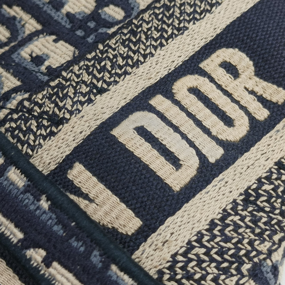 Secondhand Christian Dior Saddle Navy Jacquard  shoulderbag | stylenewstar