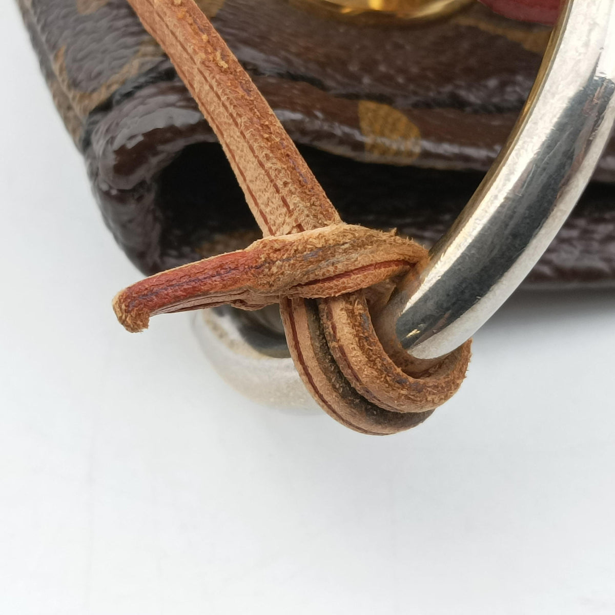 Pre-owned Louis Vuitton Artsy MM Brown Monogram canvas M40249 handbag | stylenewstar