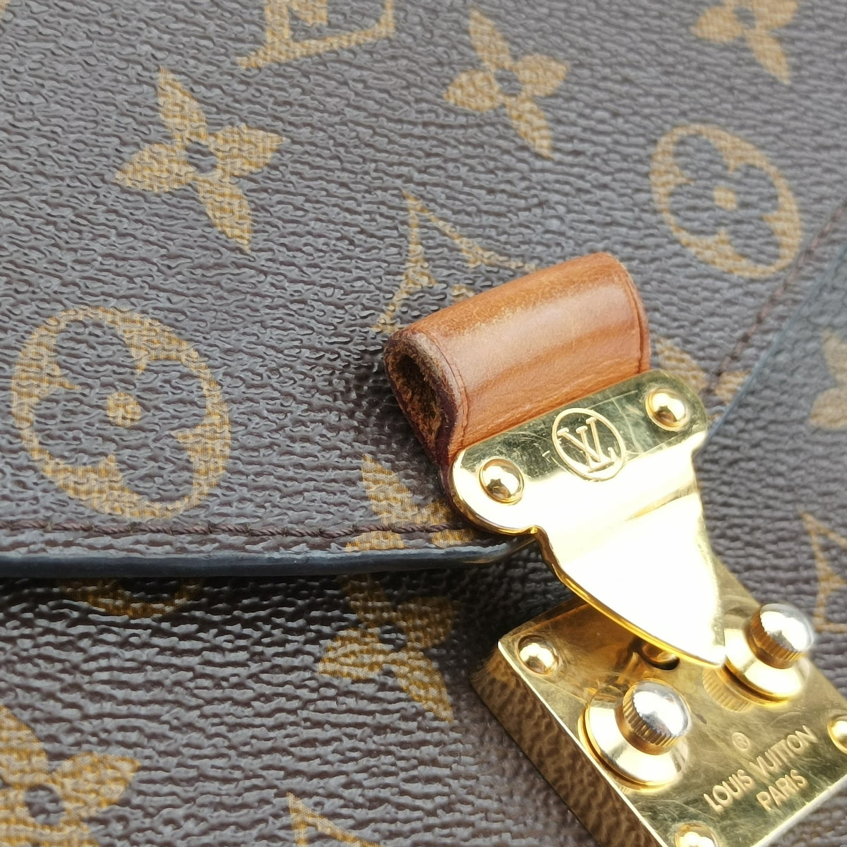 Pre-owned Louis Vuitton Pochette Metis MM Brown Monogram Canvas M44875 shoulderbag | stylenewstar