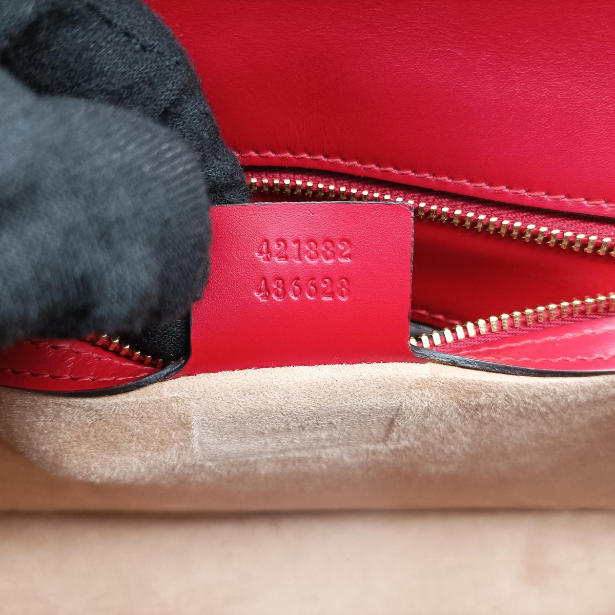 Pre-owned Gucci Sylvie Red Leather 421882 shoulderbag | stylenewstar