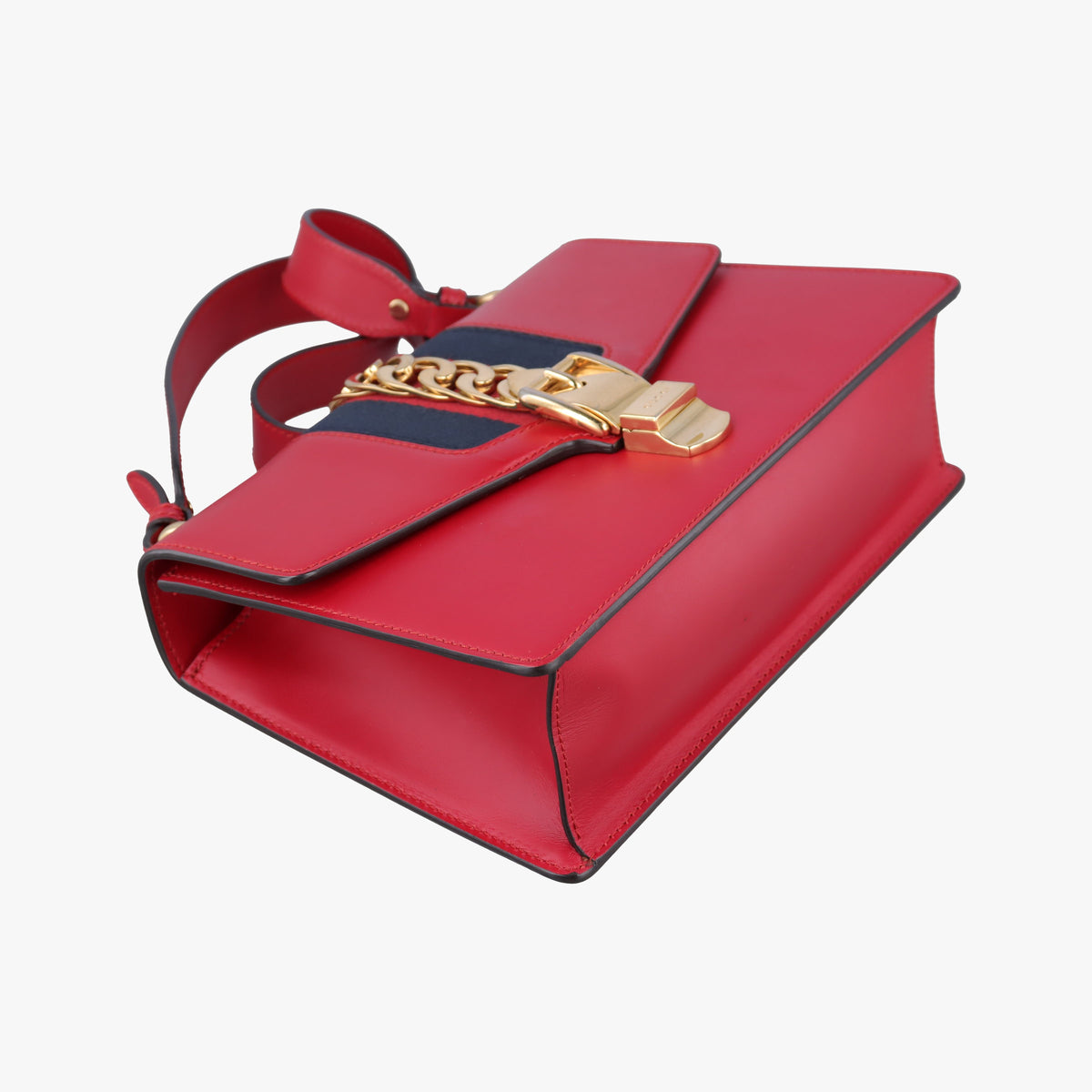 Pre-owned Gucci Sylvie Red Leather 421882 shoulderbag | stylenewstar