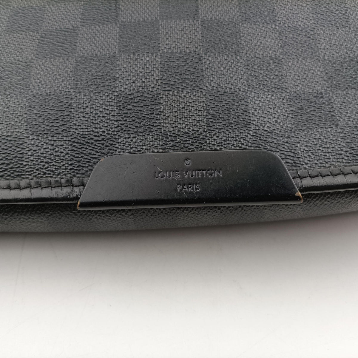 Pre-owned Louis Vuitton DANIEL MM Noir Damier Graphite N58029 shoulderbag | stylenewstar