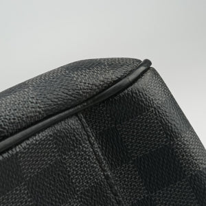 Pre-owned Louis Vuitton Tadao Noir Damier Graphite N51192 shoulderbag | stylenewstar