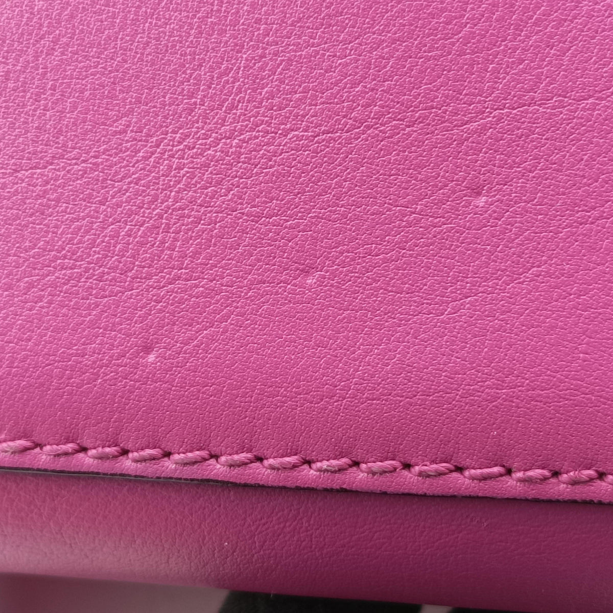 Vintage Valentino Rockstud Purple Leather  shoulderbag | stylenewstar
