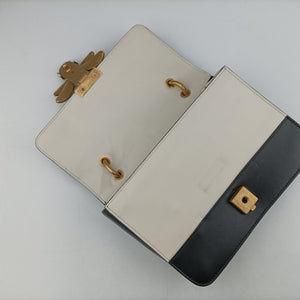 Vintage Gucci Queen Margaret Black×white Leather 476542 shoulderbag | stylenewstar