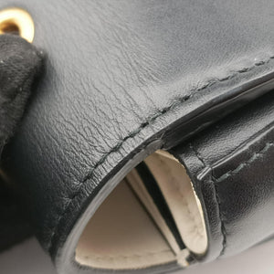 Vintage Gucci Queen Margaret Black×white Leather 476542 shoulderbag | stylenewstar