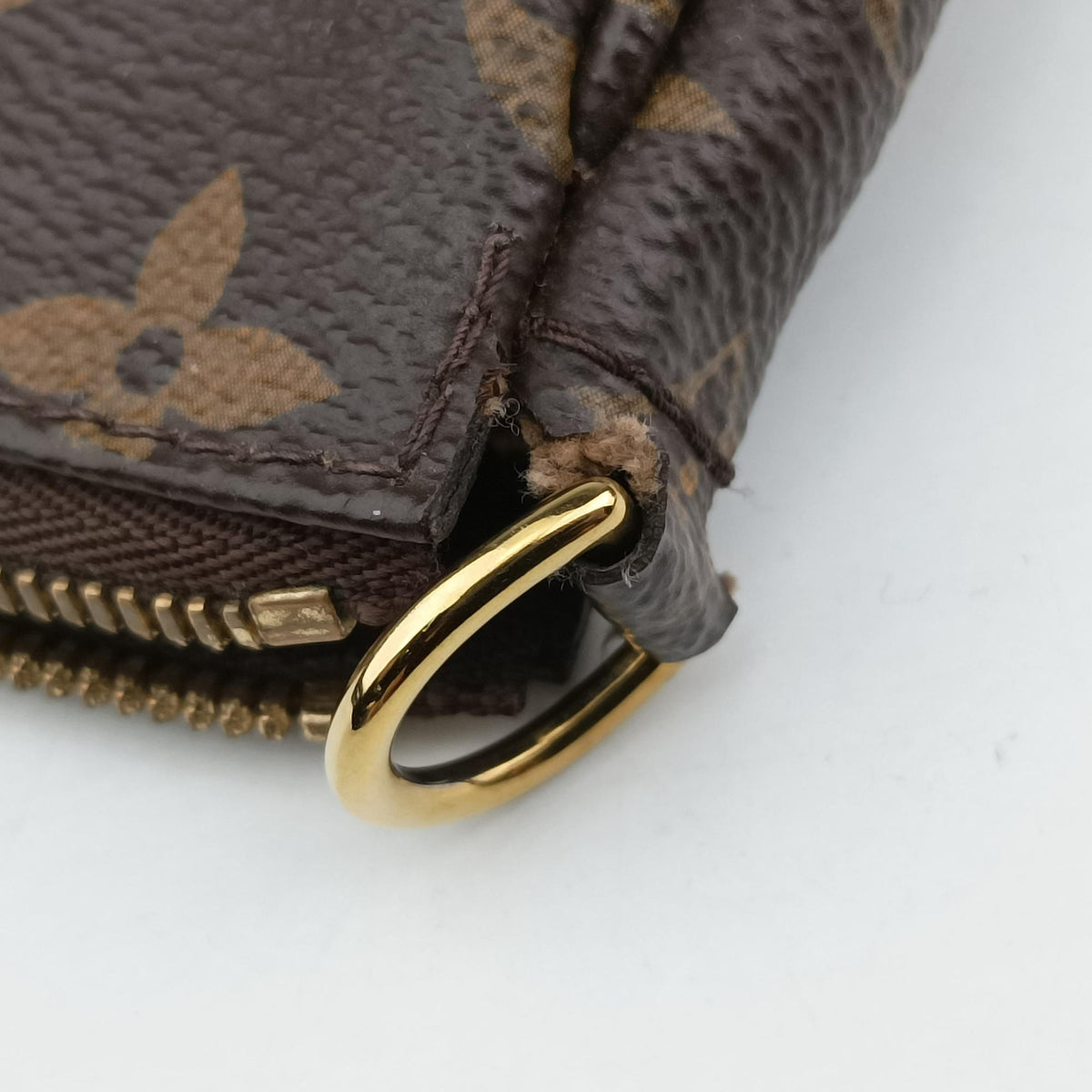 Pre-owned Louis Vuitton MULTI POCHETTE ACCESSOIRES brown×khaki Monogram Canvas M44813 shoulderbag | stylenewstar